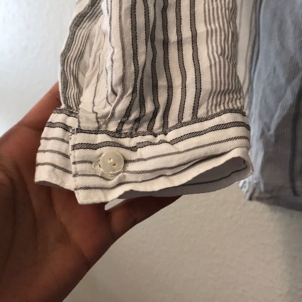 Button up striped blouse - Picture 4 of 6